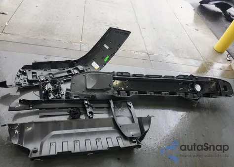 2025 Jeep Wrangler Sahara 4Xe from USA, damaged, VIN 1C4RJXP61SW579135